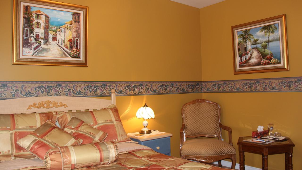 Arkadia Eastman B&B Bagian luar foto