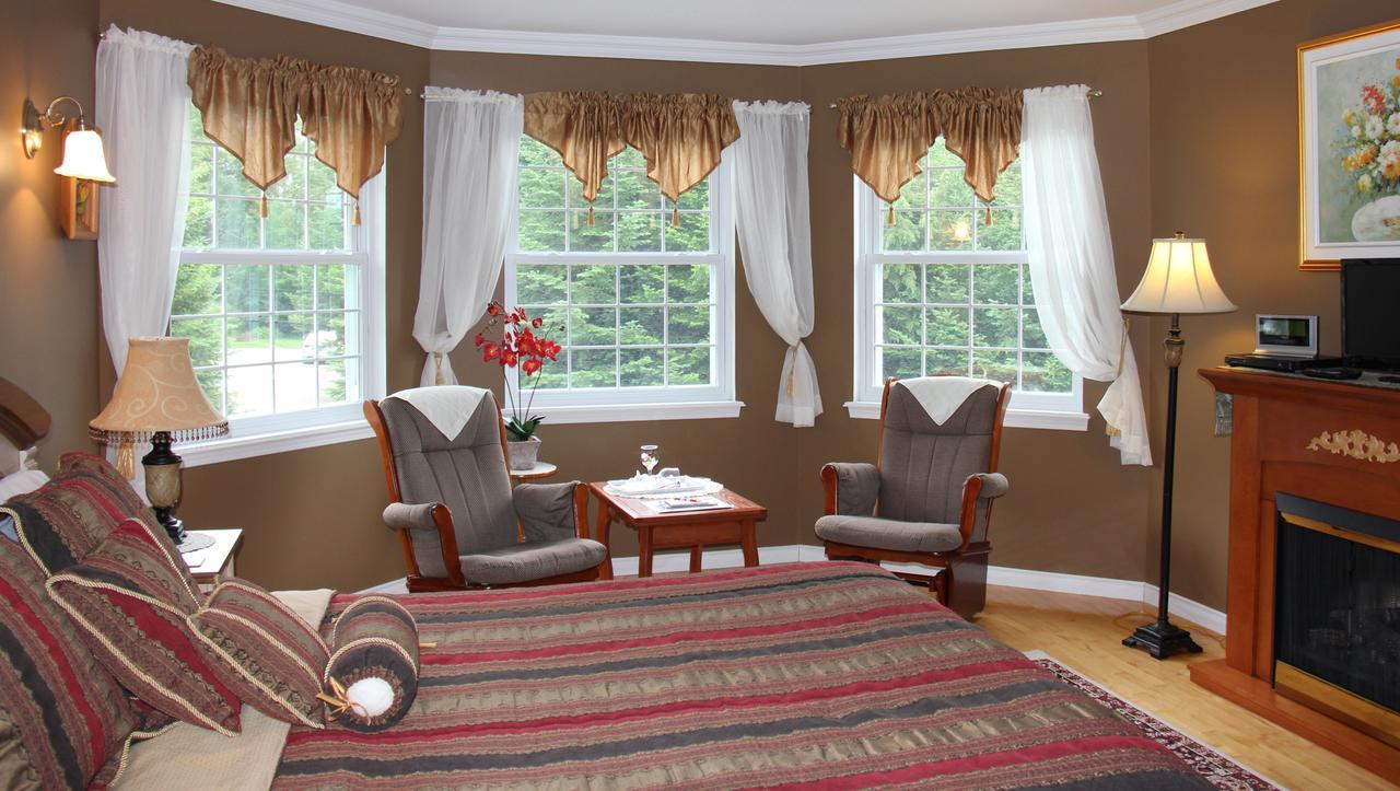 Arkadia Eastman B&B Bagian luar foto